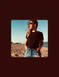 Escucha a Dai Reyes, mira vídeos musicales, lee la biografía, consulta fechas de giras y mucho más.