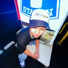 Dengarkan Ador-a, tonton video musik, baca bio, lihat tanggal tur & lainnya!