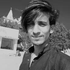 Écoutez Madgod, regardez des vidéoclips, lisez la biographie, consultez les dates de tournée et plus encore !