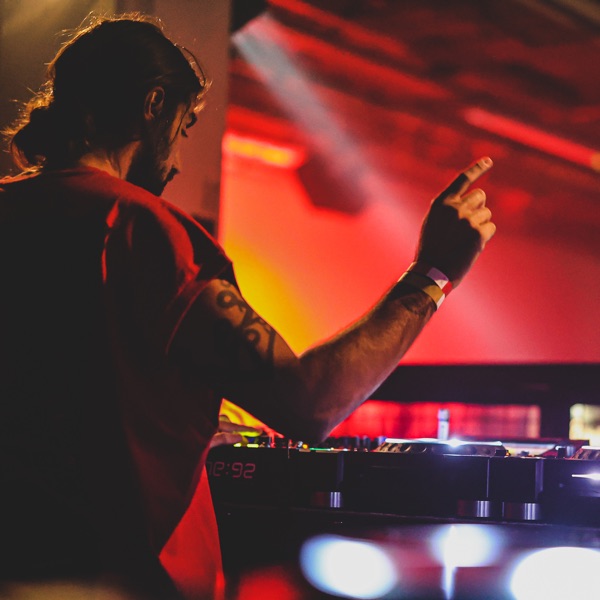 Alex Kennon at Amnesia, Ibiza, Oct 22, 2021 (DJ Mix)