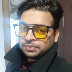 Poslechněte si interpreta Devrath Sharma, sledujte hudební videa, přečtěte si životopis, podívejte se na data turné a další informace.