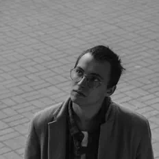 收听 linza、观看音乐视频、阅读小传、查看巡演日期等 ！