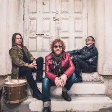 Dig Infinity을(를) 듣고, 뮤직 비디오를 보고, 약력을 읽고, 투어 일정 등을 확인하세요!