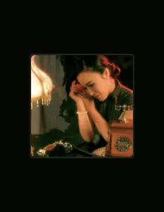 罗斓を聴いたり、ミュージックビデオを鑑賞したり、経歴やツアー日程などを確認したりしましょう！