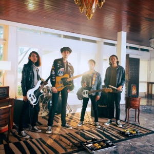 Kritikan Album Art