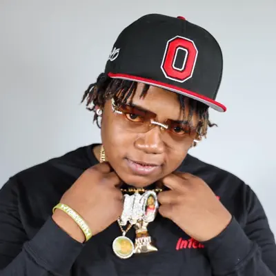 Listen to Hywi Flex, watch music videos, read bio, see tour dates & more!