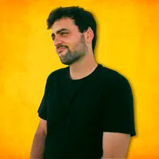 聆聽 Fernando Macías、觀看音樂影片、閱讀小傳、查看巡演日期等！