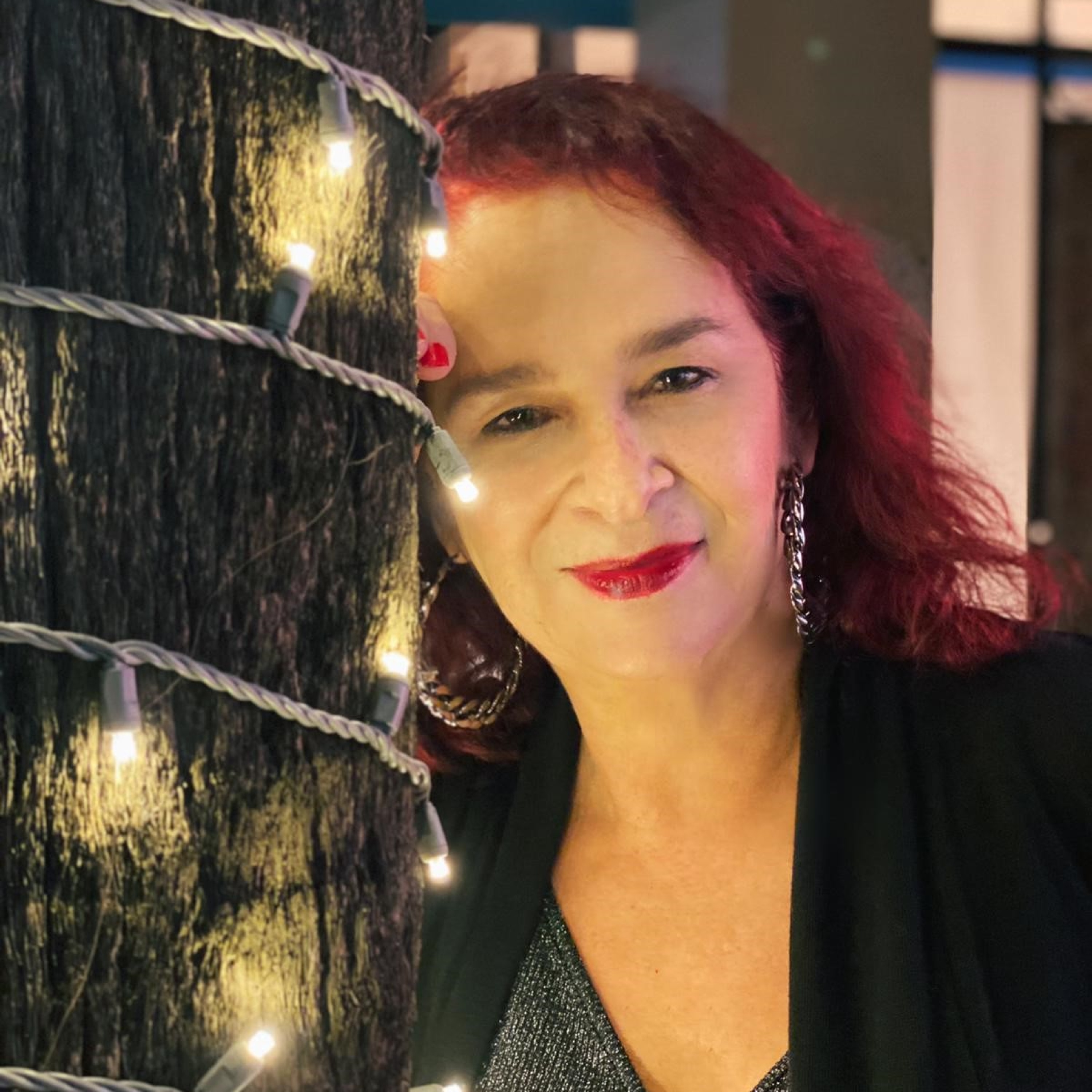 LEJOS DE MI - Single