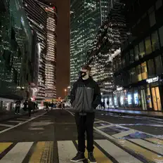 Ouve EJIZA, vê vídeos de música, lê a biografia, vê as datas da digressão e muito mais!