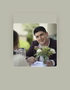 Listen to Vova Aharonyan, watch music videos, read bio, see tour dates & more!