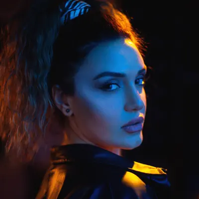 Listen to Çinarə Məlikzadə, watch music videos, read bio, see tour dates & more!