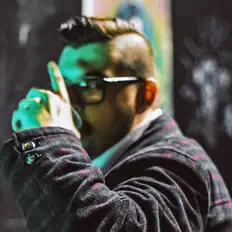 Nova Shores dinle, müzik videolarını izle, biyografisini oku, tur tarihlerini ve daha fazlasını gör!