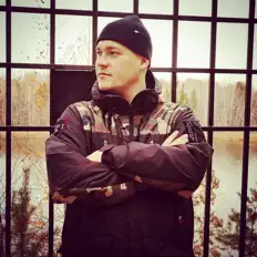 Listen to Сумасшедший, watch music videos, read bio, see tour dates & more!