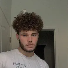 Posłuchaj wykonawcy Itzcaution, obejrzyj teledyski, przeczytaj biografię, zobacz daty tras koncertowych i nie tylko!