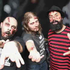 Ascolta Insurreição, guarda video musicali, leggi la biografia, vedi le date del tour & altro!