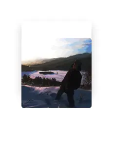 Hör dir Feareks an, schau dir Musikvideos an, lies die Biografie, finde Tourdaten und mehr!