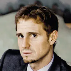 Escucha a Edoardo Torbianelli, mira videos musicales, lee su biografía, consulta las fechas de las gira y más.