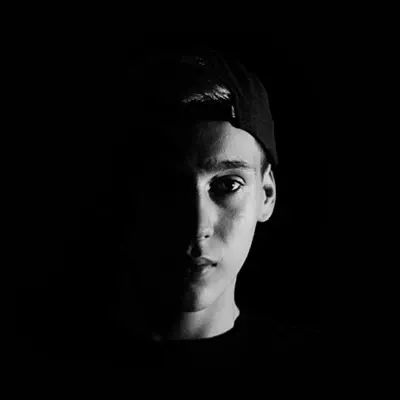Listen to KenzDean, watch music videos, read bio, see tour dates & more!