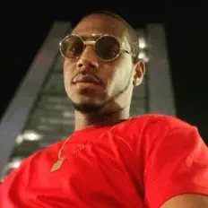 Hör dir Bossman Don an, schau dir Musikvideos an, lies die Biografie, finde Tourdaten und mehr!