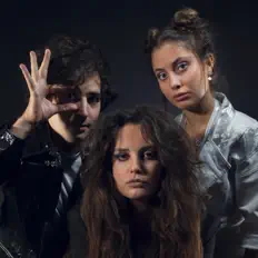 Rose Tiger: песни, клипы, биография, даты выступлений и многое другое.