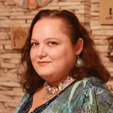 Ouça Eylem Erdem Uğurlu, assista a videoclipes, leia a biografia, veja as datas das turnês e mais!