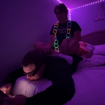 red & green - Single