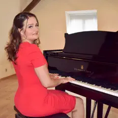 Listen to Barbara Borgelin, watch music videos, read bio, see tour dates & more!