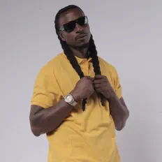 Dengarkan C.Jones, tonton video musik, baca bio, lihat tanggal tur & lainnya!