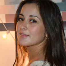 Ακούστε περιεχόμενο από Emma Jane, παρακολουθήστε μουσικά βίντεο, διαβάστε το βιογραφικό, δείτε ημερομηνίες περιοδείας, και πολλά ακόμη!