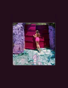 Escucha a AmPer, mira videos musicales, lee su biografía, consulta las fechas de las gira y más.