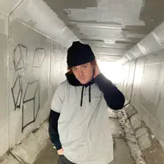 Listen to Remii Larz, watch music videos, read bio, see tour dates & more!