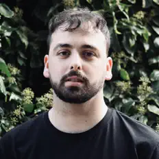 Listen to Daf Hughes, watch music videos, read bio, see tour dates & more!