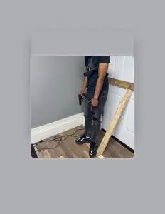 Poslechněte si interpreta MAINSNAKE, sledujte hudební videa, přečtěte si životopis, podívejte se na data turné a další informace.