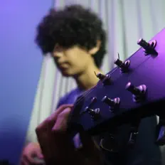 Joel Dreherを聴いたり、ミュージックビデオを鑑賞したり、経歴やツアー日程などを確認したりしましょう！