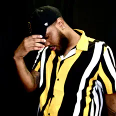 CallMeAmbition सुनें, म्यूज़िक वीडियो देखें, बायो पढ़ें, दौरे की तारीखें और बहुत कुछ देखें!