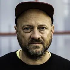 Luister naar Dubokaj, bekijk muziekvideo's, lees de bio, bekijk de tourdata, en meer!