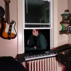 Poslechněte si interpreta Kreitz, sledujte hudební videa, přečtěte si životopis, podívejte se na data turné a další informace.