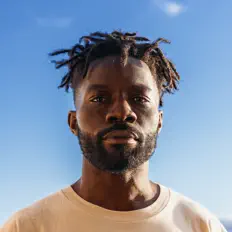 Dengarkan ESHOVO, tonton video musik, baca bio, lihat tanggal tur & lainnya!