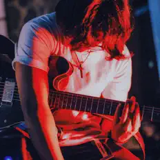 Listen to Yorré, watch music videos, read bio, see tour dates & more!