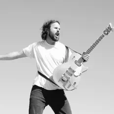Listen to Del Suelo, watch music videos, read bio, see tour dates & more!