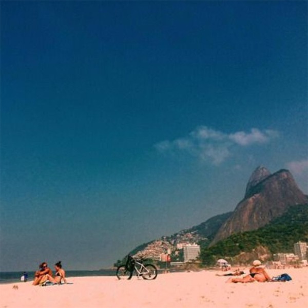Dom Dom - Single