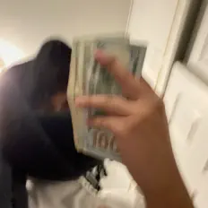 Hör dir Baby Mar$ an, schau dir Musikvideos an, lies die Biografie, finde Tourdaten und mehr!