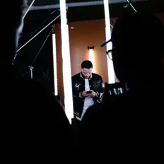 Escucha a Lorenzo Burez, mira videos musicales, lee su biografía, consulta las fechas de las gira y más.