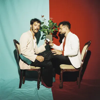 Listen to Galo Cant'às Duas, watch music videos, read bio, see tour dates & more!
