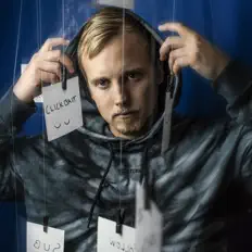 Ascolta Aristic, guarda video musicali, leggi la biografia, vedi le date del tour & altro!