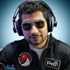 Escucha a Vinelli, mira videos musicales, lee su biografía, consulta las fechas de las gira y más.