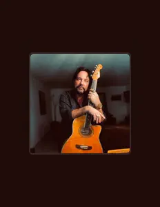 Escucha a Marty McIntosh, mira videos musicales, lee su biografía, consulta las fechas de las gira y más.