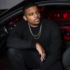 Dengarkan Marcus Love, tonton video musik, baca bio, lihat tanggal tur & lainnya!