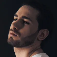 Poslechněte si interpreta MASCHO, sledujte hudební videa, přečtěte si životopis, podívejte se na data turné a další informace.
