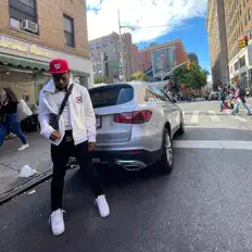 收听 Yung Murci、观看音乐视频、阅读小传、查看巡演日期等 ！